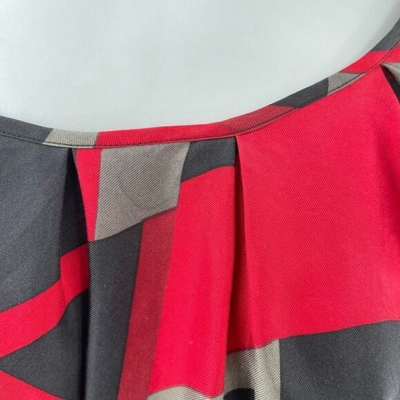 Anne Klein silk top blouse geometric print flowy Large pleated red gray grey bla - Picture 2 of 9